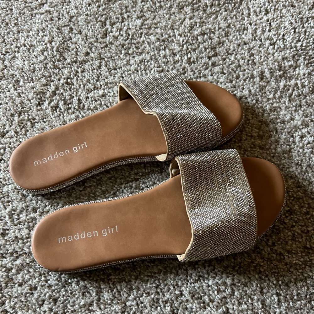 Madden Girl Silver Sparkle Slide Sandals